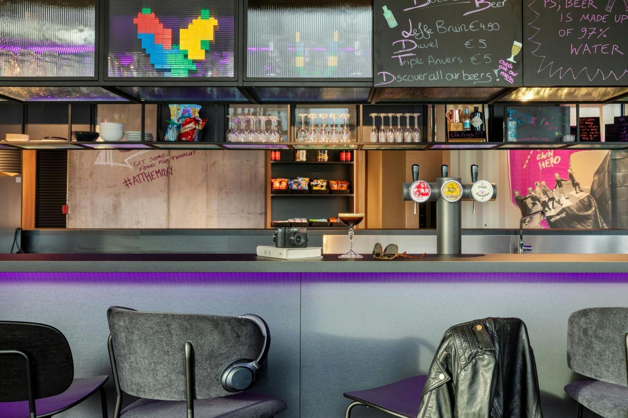 Hotel Moxy Antwerpen Exterior foto