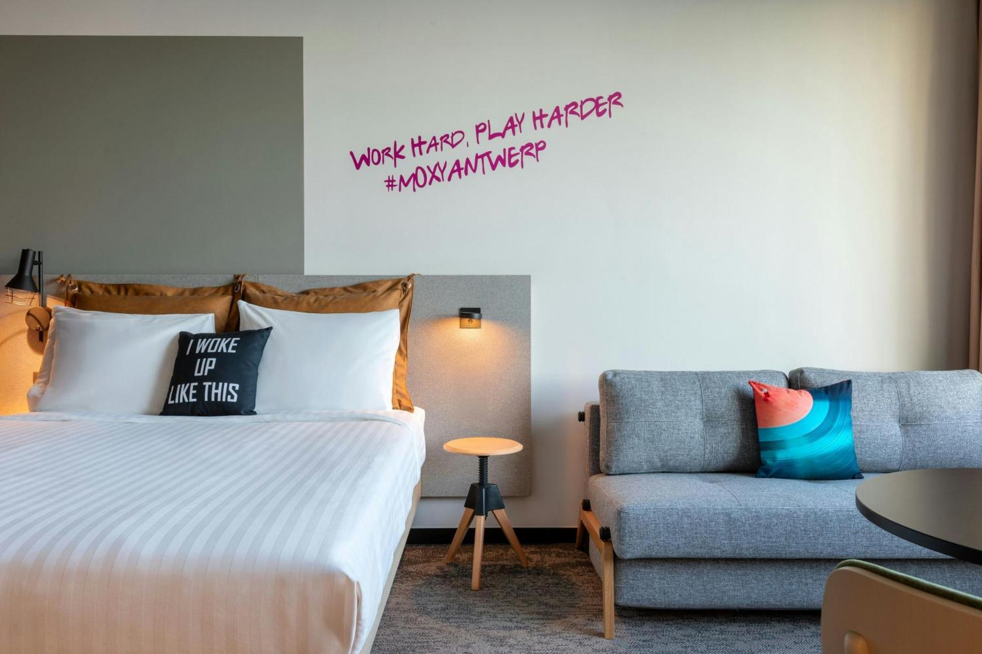 Hotel Moxy Antwerpen Exterior foto